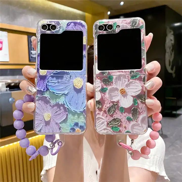 Samsung Galaxy Z Flip 6 Cute Floral Painting Case Cover With Pearl and Bow Bracelet