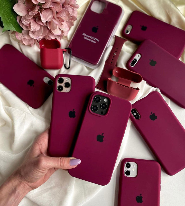 iPhone 15 Series Liquid Silicone Case Cover (Plum)