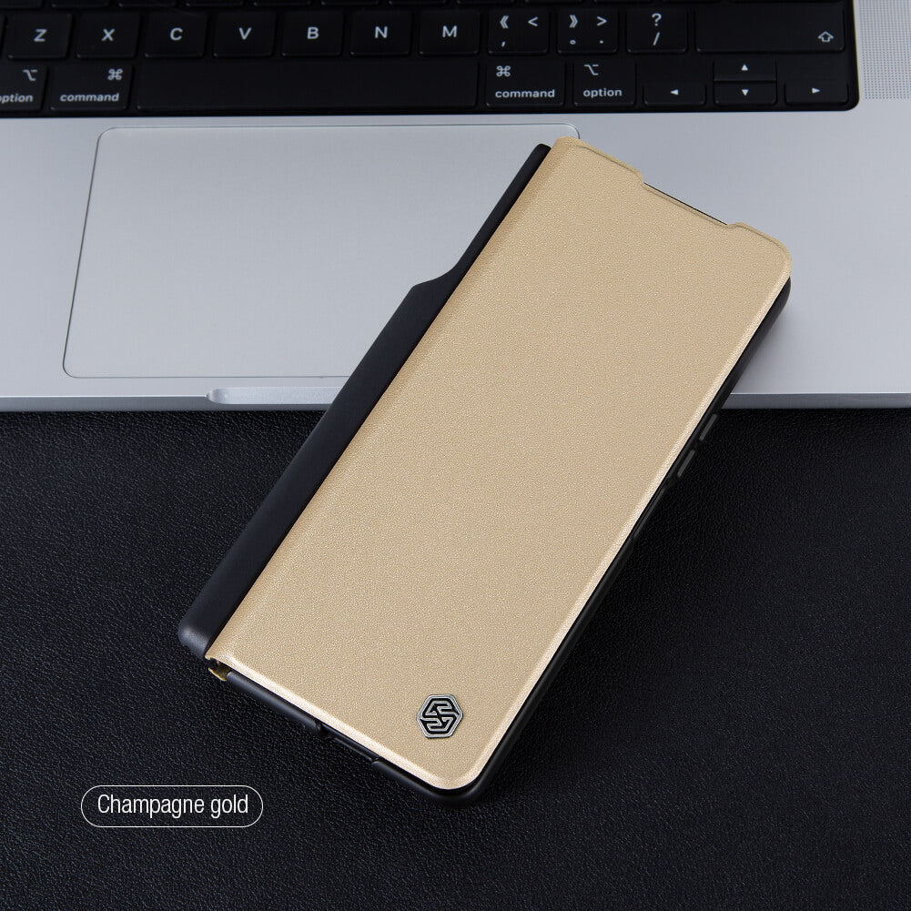 Samsung Galaxy Z Fold 5 Nillkin QIN Pro Flip Case - Gold