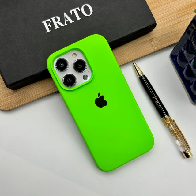 iPhone 15 Series Liquid Silicone Case Cover ( Neon Green )