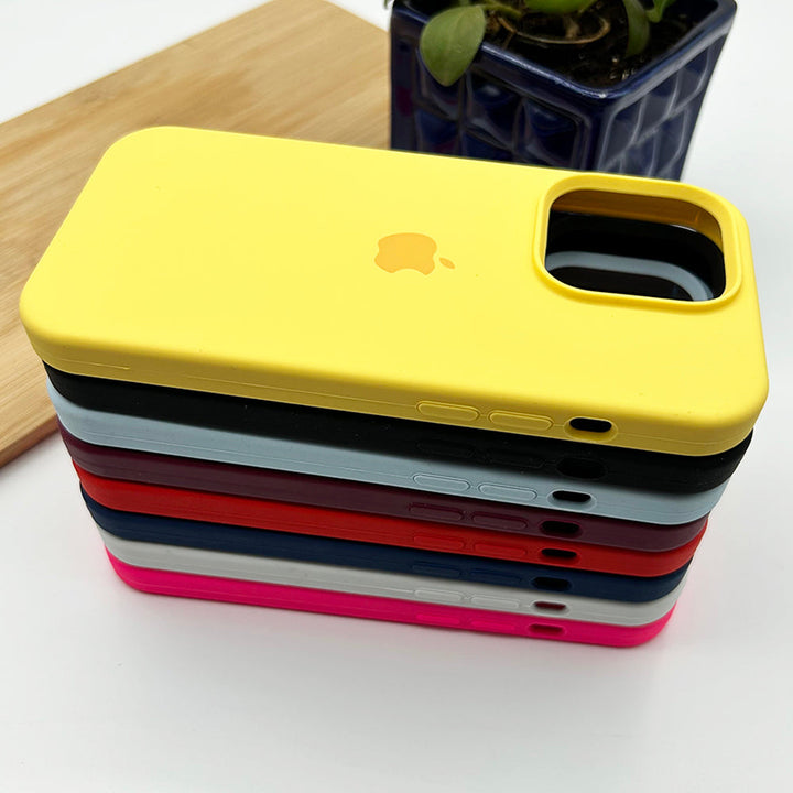 iPhone 15 Series Liquid Silicone Case Cover (Yellow)